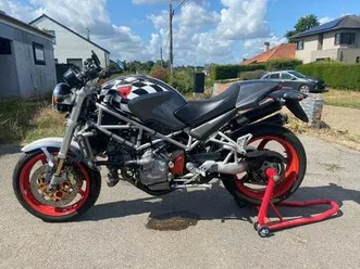 ② ducati monster s4r senna