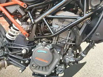 ktm 125 duke abs bianco