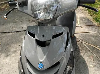 scooter piaggio zip 4t