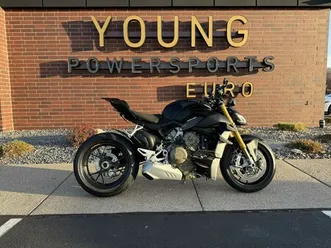 2021 ducati streetfighter v4