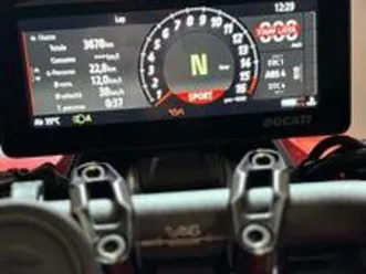 ducati streetfighter v4 - 2025