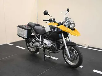 bmw r 1200 gs giallo