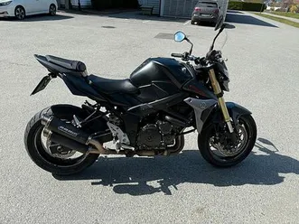 suzuki gsr 750