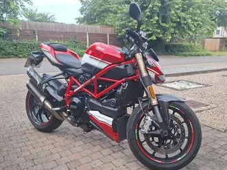 ② ducati streetfighter 848 - 2014