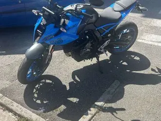 suzuki gsx 8s
