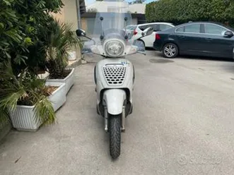 aprilia 200 scarabeo