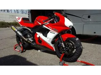 yamaha yzf r6 - da trofeo cup 2003