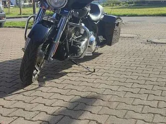 harley-davidson street glide