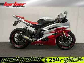 yamaha yzf-r6 rood