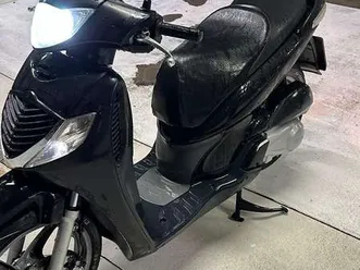 honda sh 150 nero