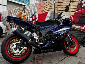 yamaha r6 full stunt . szczecin centrum