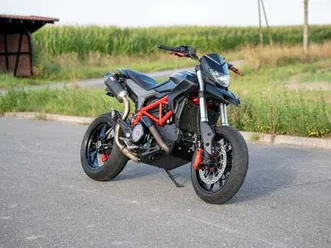 ducati hypermotard 821