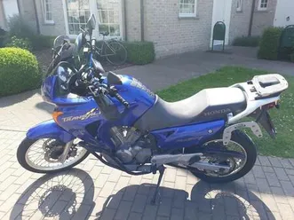 ② honda transalp 650 - fiable tout-terrain, homologué