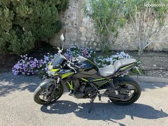 moto kawasaki z650 2021