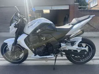 abs /akrapovic/k&n/pirelli rosso3/bougies irridiu