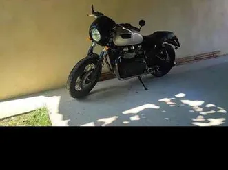 triumph thruxton 900 nero