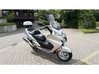 honda silverwing 600