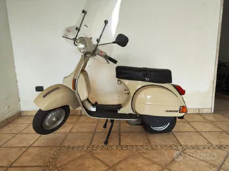 vespa px200e