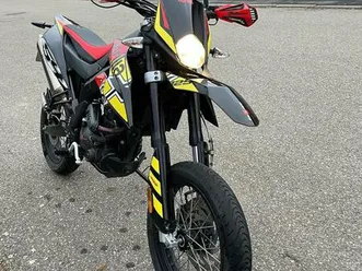 aprilia sx 125