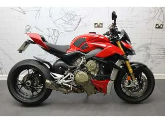 used ducati streetfighter v4 s for sale in farnham