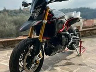 aprilia dorsoduro 900