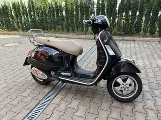 vespa gts 300