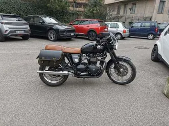 triumph bonneville t100 nero