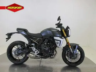 suzuki gsx-8t zwart