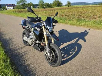 aprilia dorsoduro 750 abs