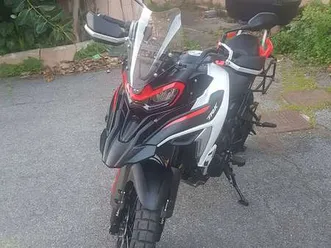 benelli trk 702 trk 702x bianco
