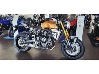suzuki gsx-8t