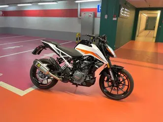 ktm duke 390 (garantie / quickshifter)