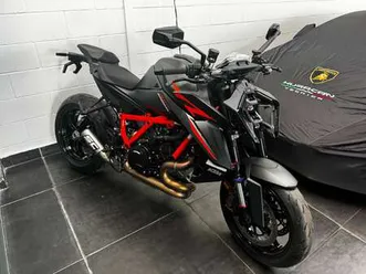 ktm 1390 super duke r evo nero