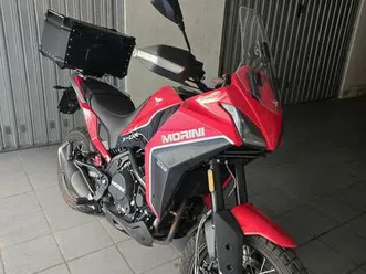 moto morini x-cape 650 rosso