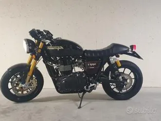 triumph 900 thruxton