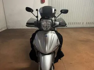 piaggio beverly 350