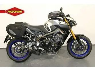 yamaha mt-09 sp grijs