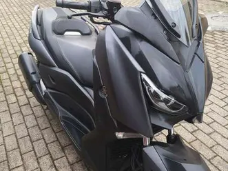 yamaha x-max 300 grigio