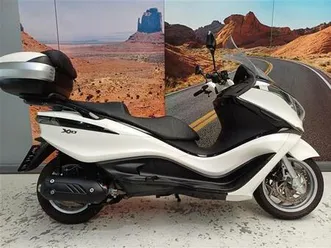 piaggio x10 125