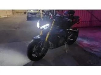 speed triple 1200 rs (2025)