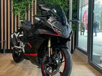 cfmoto 450 sr / neuve / millésime 2025 / livraison dans toute la france