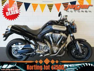 yamaha mt-01 power en ready voor actie! zwart