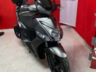 scooter 125 in condizioni buone