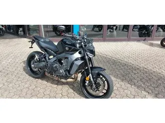 yamaha mt-09 25 zubehör für 1300.-