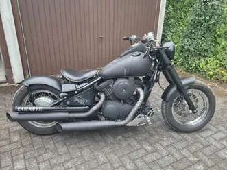 kawasaki vn800 bobber (rat bike)