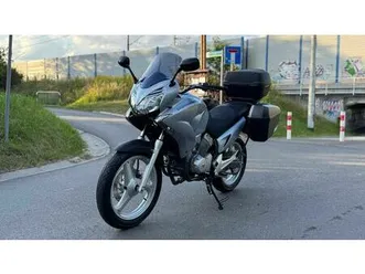 honda xl125 varadero jak nowa 3 kufry oryginal niski przebieg polecam zabierzów