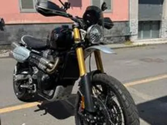triumph scrambler 1200 xe