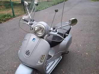 ② vespa 125 cc granturisimo