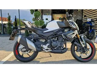 cfmoto cf moto 450 nk 450 cm3, 2025 god.