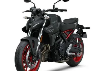 vendo suzuki gsx-8s (2025) nuova a como (codice 9808698) - moto.it